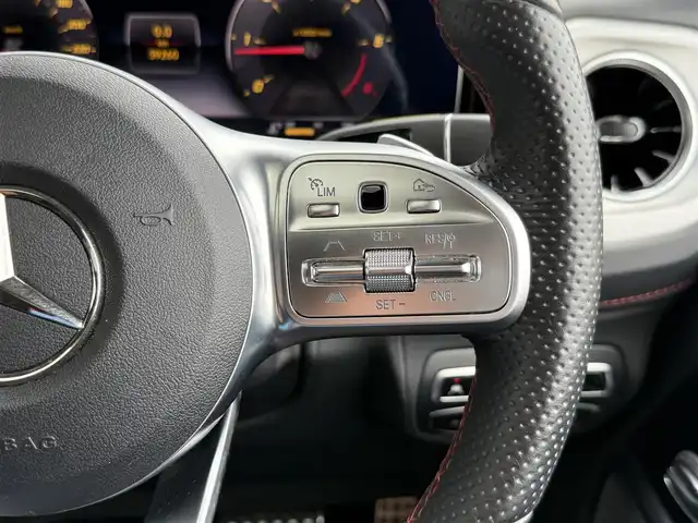 メルセデス・ベンツ ゲレンデヴァーゲン Ｇ３５０ｄ AMGライン 静岡県 2020(令2)年 4万km オブシディアンブラック アダプティブダンピングシステム/ラグジュアリーパッケージ/・ガラススライディングルーフ/・Burmesterサラウンドサウンドシステム/AMGライン/・AMGスタイリングパッケージ/・20インチAMGマルチスポークアルミホイール/・サイドストリップライン/・本革シート/・ピアノラッカーウッドインテリアトリム/・Mercedes-Benzロゴ付きブレーキキャリパー/アンビエントライト(64色)/COMANDシステム/(Bluetooth/CarPlay/フルセグ)/360°カメラ/アダプティブクルーズコントロール/レーダーセーフティパッケージ/・アクティブブレーキアシスト/・PRE-SAFE/PRE-SAFEサウンド/・アクティブレーンキーピングアシスト/・ブラインドスポットアシスト/・アクティブディスタンスアシスト・ディストロニック/・CPA(衝突警告システム)/メモリー付パワーシート/全席シートヒーター/ETC2.0/ドライブレコーダー/保証書/取説/スペアキー