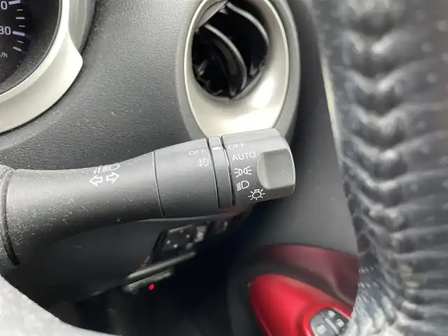 日産 ジューク 15RX タイプV 福岡県 2014(平26)年 10.1万km ラディアントレッド (株)IDOMが運営する【じしゃロン八幡西店】の自社ローン専用車両になります。こちらは現金またはオートローンご利用時の価格です。自社ローンご希望の方は別途その旨お申付け下さい/SDナビ/【Bluetooth・CD・DVD・TV】/ETC/純正フロアマット/純正アルミホイール/アイドリングストップ/バックカメラ/オートライト/フロントフォグランプ