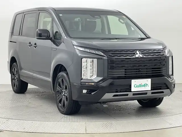 三菱 デリカＤ：５ シャモニー 新潟県 2025(令7)年 0.1千km グラファイトグレーメタリック/ブラックマイカ 4WD/ブラインドスポットモニター/全周囲カメラ/両側パワースライドドア/パワーバックドア/レーダークルーズコントロール/LEDオートライト/フォグランプ/ハーフレザーシート/シートヒーター/パワーシート/純正18インチアルミホイール/ブラインドスポットモニター/ステアリングヒーター/スマートキー