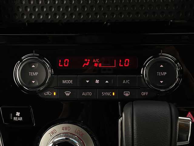 三菱 デリカＤ：５ シャモニー 新潟県 2025(令7)年 0.1千km グラファイトグレーメタリック/ブラックマイカ 4WD/ブラインドスポットモニター/全周囲カメラ/両側パワースライドドア/パワーバックドア/レーダークルーズコントロール/LEDオートライト/フォグランプ/ハーフレザーシート/シートヒーター/パワーシート/純正18インチアルミホイール/ブラインドスポットモニター/ステアリングヒーター/スマートキー