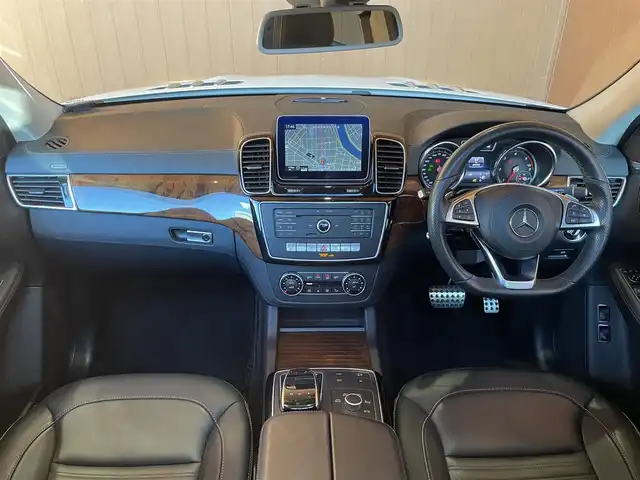 メルセデス・ベンツ ＧＬＳ３５０ｄ 4マチックスポーツ 愛知県 2017(平29)年 7万km ダイヤモンドホワイト 純正ナビ /フルセグTV /360度カメラ /パノラマサンルーフ /パナメリカーナグリル/ACC /BSM /レーンキープ/黒革 /全席シートヒーター /harman/kardon /パワーバックドア /純正黒塗装21インチアルミ /ETC/LEDヘッドライト/スマートキー