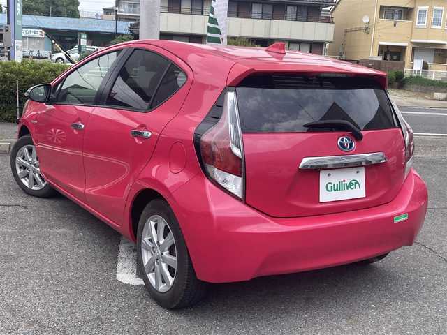トヨタ アクア G 愛知県 2016(平28)年 5.8万km チェリーパールクリスタルシャイン 車検　令和9年6月/トヨタセーフティセンス/衝突回避支援ブレーキサポート/車線逸脱警報機能/純正SD9インチナビ/DVDビデオ&CD/地デジ　フルセグ/Bluetoothオーディオ/バックカメラ/ビルトインETC/キーレスエントリー/スペアキー有り/クルーズコントロール/LEDヘッドライト/オートマチックハイビーム/シートヒーター
