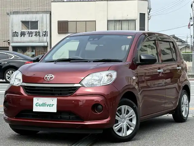 トヨタ パッソ X 三重県 2022(令4)年 4.2万km ファイアークォーツレッドM ♪走行41839km/♪車検 令和9年1月19日迄/スマートアシストIII/・衝突警報機能/・衝突回避支援ブレーキ機能/・誤発進抑制制御機能/・車線逸脱警報機能/・先行車発進お知らせ機能/・オートハイビーム/コーナーセンサー/スマートキー/プッシュスタート/アイドリングストップ/純正ナビ/・TV・AUX・SD・CD/・Bluetoothオーディオ/・バックカメラ/ステアリングスイッチ/オートライト/オートリトラクタブルミラー/ヘッドライトレベライザー/プライバシーガラス/フロアマット/ドアバイザー