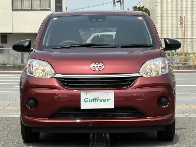 トヨタ パッソ X 三重県 2022(令4)年 4.2万km ファイアークォーツレッドM ♪走行41839km/♪車検 令和9年1月19日迄/スマートアシストIII/・衝突警報機能/・衝突回避支援ブレーキ機能/・誤発進抑制制御機能/・車線逸脱警報機能/・先行車発進お知らせ機能/・オートハイビーム/コーナーセンサー/スマートキー/プッシュスタート/アイドリングストップ/純正ナビ/・TV・AUX・SD・CD/・Bluetoothオーディオ/・バックカメラ/ステアリングスイッチ/オートライト/オートリトラクタブルミラー/ヘッドライトレベライザー/プライバシーガラス/フロアマット/ドアバイザー