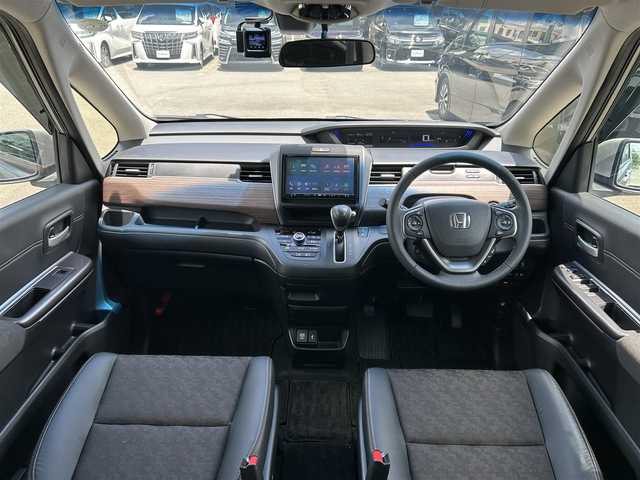 ホンダ フリード クロスター ホンダセンシング 福岡県 2021(令3)年 3.1万km スーパープラチナグレーメタリック 純正9型SDナビ(フルセグTV/CD/DVD/BT)バックモニタホンダセンシング両側パワスラレーダークルコンETCシートヒーターUSBHDMI純正フロアマット純正LEDヘッドライト純正アルミホイールプッシュスタートスマートキースペアキー