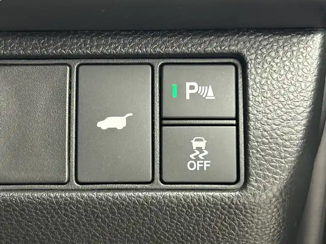 ホンダ ヴェゼル ハイブリッド e:HEV Z 愛知県 2025(令7)年 0.1千km クリスタルブラックパール Honda CONNECT9インチディスプレー/・インターナビ/・地デジTV/・リアワイドカメラ/・Bluetooth/・ステアリングスイッチ/ホンダセンシング（安全運転支援）/・衝突軽減ブレーキ/・オートハイビーム/・パーキングセンサー/・レーダークルーズコントロール/純正5本スポークアルミホイール/雨滴検知フロントワイパー/ブラックプライムスムーズ（合皮）ファブリックコンビシート/・前席シートヒーター/ハンズフリーパワーバックドア/ETC2.0車載器/ワイヤレス充電器/フロントグリル　ベルリナブラック(41250円)