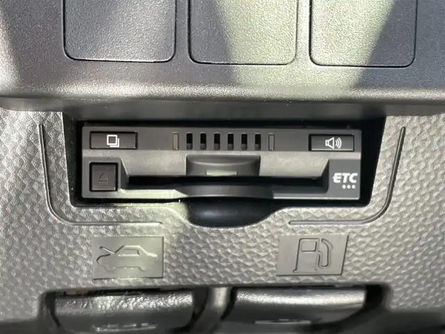 トヨタ タンク G S 静岡県 2017(平29)年 10.7万km ブライトシルバーM ワンオーナー/純正ナビ/　（Bluetooth/CD/AM/FM）/ワンセグTV/バックカメラ/クルーズコントロール/衝突被害軽減システム/両側パワースライドドア/ビルトインETC/プッシュスタート/スマートキー/純正フロアマット/保証書/取扱説明書