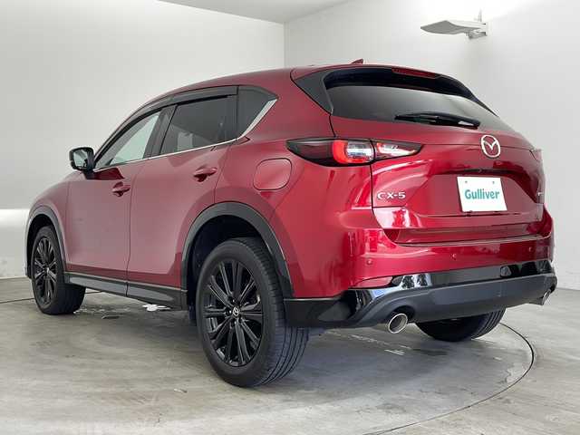 マツダ ＣＸ－５ XD スポーツアピアランス 兵庫県 2022(令4)年 6.7万km ソウルレッドクリスタルM ・地上デジタルＴＶチューナー（フルセグ）/・純正ナビ&BT＆DVD＆USB/・360°カメラ/・クルージング＆トラフィック・サポート/・フロント＆リアバンパーガーニッシュ（ピアノブラック）/・クラッディング／ボディロアガーニッシュ（ピアノブラック）/・マフラーカッター（大径）/・ＬＥＤ室内照明（間接照明［足元：フロントシート］／オーバーヘッドコンソールダウンライト／バニティミラー照明）/・ワイヤレス充電（Ｑｉ）/・１９インチアルミホイール（Ｓｐｏｒｔｓ　Ａｐｐｅａｒａｎｃｅ専用）/・デコレーションパネル（インパネ／ドアトリム）：ハニカムブラック／サテンクロームメッキ/・シグネチャーウイング（ブラッククローム）/・フロントグリルアクセント（クラシックレッド）/・衝突軽減ブレーキ/・レーダークルーズコントロール/・レーンキープアシスト/・車線逸脱警報/・ステアリングヒーター/・ブラインドスポットモニター/・ヘッドアップディスプレイ/・パワーバックドア/・パドルシフト/・レザーシート/・前席シートヒーター/・ETC/・前後ドラレコ/・コーナーセンサー