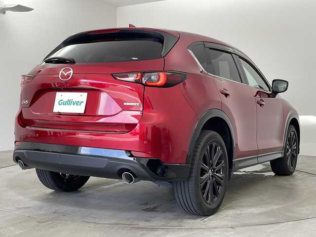 マツダ ＣＸ－５ XD スポーツアピアランス 兵庫県 2022(令4)年 6.7万km ソウルレッドクリスタルM ・地上デジタルＴＶチューナー（フルセグ）/・純正ナビ&BT＆DVD＆USB/・360°カメラ/・クルージング＆トラフィック・サポート/・フロント＆リアバンパーガーニッシュ（ピアノブラック）/・クラッディング／ボディロアガーニッシュ（ピアノブラック）/・マフラーカッター（大径）/・ＬＥＤ室内照明（間接照明［足元：フロントシート］／オーバーヘッドコンソールダウンライト／バニティミラー照明）/・ワイヤレス充電（Ｑｉ）/・１９インチアルミホイール（Ｓｐｏｒｔｓ　Ａｐｐｅａｒａｎｃｅ専用）/・デコレーションパネル（インパネ／ドアトリム）：ハニカムブラック／サテンクロームメッキ/・シグネチャーウイング（ブラッククローム）/・フロントグリルアクセント（クラシックレッド）/・衝突軽減ブレーキ/・レーダークルーズコントロール/・レーンキープアシスト/・車線逸脱警報/・ステアリングヒーター/・ブラインドスポットモニター/・ヘッドアップディスプレイ/・パワーバックドア/・パドルシフト/・レザーシート/・前席シートヒーター/・ETC/・前後ドラレコ/・コーナーセンサー
