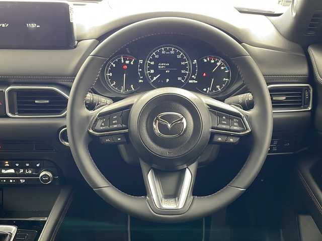 マツダ ＣＸ－５ XD スポーツアピアランス 兵庫県 2022(令4)年 6.7万km ソウルレッドクリスタルM ・地上デジタルＴＶチューナー（フルセグ）/・純正ナビ&BT＆DVD＆USB/・360°カメラ/・クルージング＆トラフィック・サポート/・フロント＆リアバンパーガーニッシュ（ピアノブラック）/・クラッディング／ボディロアガーニッシュ（ピアノブラック）/・マフラーカッター（大径）/・ＬＥＤ室内照明（間接照明［足元：フロントシート］／オーバーヘッドコンソールダウンライト／バニティミラー照明）/・ワイヤレス充電（Ｑｉ）/・１９インチアルミホイール（Ｓｐｏｒｔｓ　Ａｐｐｅａｒａｎｃｅ専用）/・デコレーションパネル（インパネ／ドアトリム）：ハニカムブラック／サテンクロームメッキ/・シグネチャーウイング（ブラッククローム）/・フロントグリルアクセント（クラシックレッド）/・衝突軽減ブレーキ/・レーダークルーズコントロール/・レーンキープアシスト/・車線逸脱警報/・ステアリングヒーター/・ブラインドスポットモニター/・ヘッドアップディスプレイ/・パワーバックドア/・パドルシフト/・レザーシート/・前席シートヒーター/・ETC/・前後ドラレコ/・コーナーセンサー