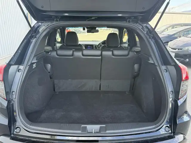 ホンダ ヴェゼル ハイブリッド RS ホンダセンシング 佐賀県 2019(平31)年 5.7万km ミッドナイトブルービームM 純正DOP8インチナビ≪VXM-197VFEi≫/バックカメラ/・フルセグTV/DVD/Bluetooth/USB/HDMI//AppleＣａｒＰｌａｙ/ＲＳ専用ハーフレザーシート/シートヒーター/ＲＳ専用アルミホイール18インチ/電動パーキングブレーキ/・オートブレーキホールド/スマートキー/スペアキー/ＥＴＣ/純正ドライブレコーダー/リアドライブレコーダー/ホンダセンシング/・ＣＭＢＳ警報/・ＡＣＣ≪アダプティブオートクルーズコントロール≫/・先行車発進お知らせ/・路外逸脱抑制システム/・レーンキープアシストシステム/・リアクティブフォースペダル/・標識認識機能