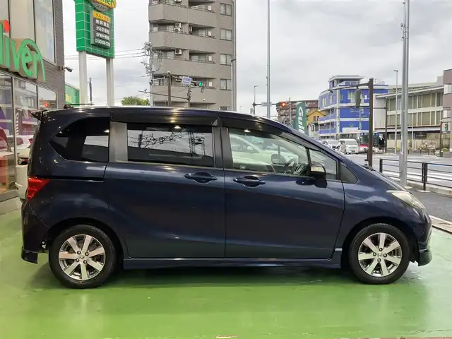 ホンダ フリード Gエアロ ジャストセレクション 神奈川県 2010(平22)年 3.9万km プレミアムナイトブルーパール ワンオーナー/新車保証書/取扱説明書/HDDインターナビ・ワンセグTV/CD・HDDSound Container/バックカメラ/パワースライドドア/HIDライト