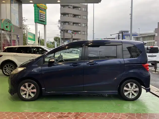 ホンダ フリード Gエアロ ジャストセレクション 神奈川県 2010(平22)年 3.9万km プレミアムナイトブルーパール ワンオーナー/新車保証書/取扱説明書/HDDインターナビ・ワンセグTV/CD・HDDSound Container/バックカメラ/パワースライドドア/HIDライト
