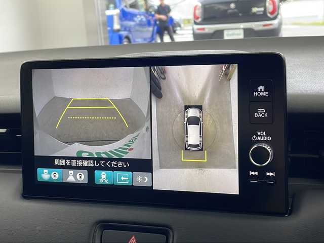 ホンダ ヴェゼル ハイブリッド e:HEV Z 兵庫県 2022(令4)年 1.9万km プラチナホワイトパール ・純正9インチナビ/・Bluetooth/USB/フルセグテレビ/・マルチビューカメラ/・ホンダセンシング/・衝突軽減ブレーキ/・オートハイビーム/・アダプティブクルーズコントロール/・先行車発進告知機能/・標識認識機能/・前後コーナーセンサー/・ブラインドスポットモニター/・パワーバックドア/・純正スピーカー　ディーラーオプション/・電子パーキング/・オートホールド/・ステアリングスイッチ/・ステアリングヒーター/・パドルシフト/・ハーフレザーシート/・前席シートヒーター/・純正ゴムマット/・純正18インチアルミホイールタイヤ/・LEDヘッドライト/・フォグランプ/・置くだけ充電/・社外前後ドライブレコーダー/・ビルトインETC2.0/・プッシュスタートボタン/・スマートキー/・スペアキー/・取扱説明書/・保証書