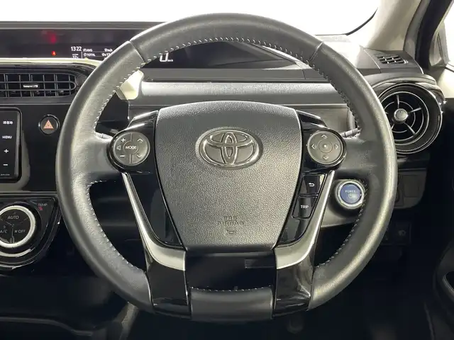 トヨタ アクア クロスオーバー 神奈川県 2017(平29)年 6.3万km ジュエリーパープルマイカM トヨタセーフティセンスC/・プリクラッシュセーフティ/・オートマチックハイビーム/・レーンディパーチャーアラート/社外ナビ/・BT/フルセグTV/CD/DVD/SD/バックカメラ/レザー調シート/シートヒーター(D)/EV/ECOモード/ドライブレコーダー/革巻きステアリング/ステアリングスイッチ/Autoライト/LEDヘッドライト/フォグランプ/ルーフレール/シートリフター/電動格納ミラー/ウィンカーミラー/純正フロアマット/純正16インチアルミホイール/ドアバイザー