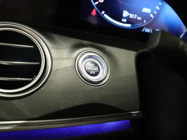 メルセデス・ベンツ Ｍ・ベンツ Ｅ２２０ｄ ステーションワゴン スポーツ 静岡県 2022(令4)年 3.7万km オブシディアンブラック ワンオーナー　/黒革　/ＡＣＣ　/ＳＲ　/ＨＵＤ　/ＣａｒＰｌａｙ　/ＬＥＤ　/ＡＭＧラインインテリアＰＫＧ　/エクスクルーシブＰＫＧ　/純正ナビＴＶ　/３６０°カメラ　/アンビエントライト　/ワイヤレス充電