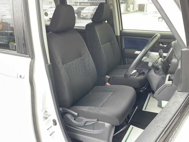 トヨタ ルーミー カスタムG 山形県 2019(令1)年 2.2万km パールホワイトⅢ スマートアシストIII/・衝突回避支援ブレーキ機能/・車線逸脱警報機能/・オートハイビーム（ＡＨＢ）/・コーナーセンサー/両側パワースライドドア/純正ナビ(CD.DVD.BT.SD)/フルセグ/バックカメラ/クルーズコントロール/純正エンジンスターター/純正ドライブレコーダー/LEDヘッドライト/プッシュスタート/スマートキー