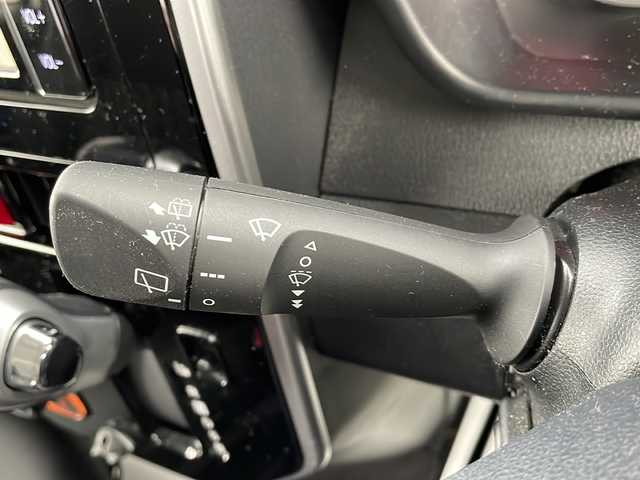 トヨタ ルーミー カスタムG 山形県 2019(令1)年 2.2万km パールホワイトⅢ スマートアシストIII/・衝突回避支援ブレーキ機能/・車線逸脱警報機能/・オートハイビーム（ＡＨＢ）/・コーナーセンサー/両側パワースライドドア/純正ナビ(CD.DVD.BT.SD)/フルセグ/バックカメラ/クルーズコントロール/純正エンジンスターター/純正ドライブレコーダー/LEDヘッドライト/プッシュスタート/スマートキー