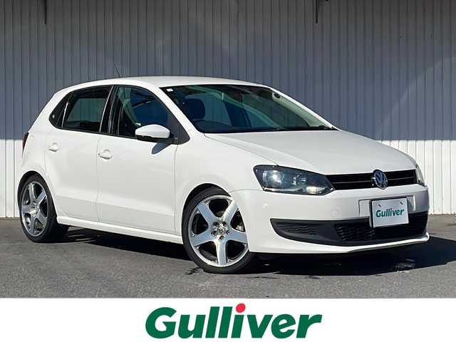 フォルクスワーゲン ポロ TSIハイライン 長野県 2014(平26)年 8.6万km 白 ワンオーナー /保証書・取説/クラリオンナビTV/ETC/純正17インチアルミ