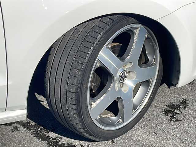 フォルクスワーゲン ポロ TSIハイライン 長野県 2014(平26)年 8.6万km 白 ワンオーナー /保証書・取説/クラリオンナビTV/ETC/純正17インチアルミ