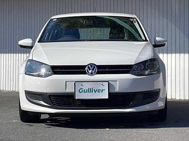 フォルクスワーゲン ポロ TSIハイライン 長野県 2014(平26)年 8.6万km 白 ワンオーナー /保証書・取説/クラリオンナビTV/ETC/純正17インチアルミ