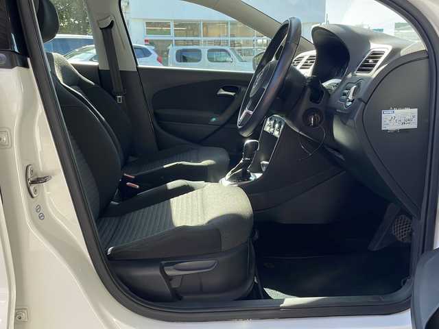 フォルクスワーゲン ポロ TSIハイライン 長野県 2014(平26)年 8.6万km 白 ワンオーナー /保証書・取説/クラリオンナビTV/ETC/純正17インチアルミ