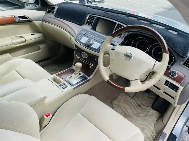 日産 フーガ 350XV 千葉県 2005(平17)年 5.4万km ブリリアントシルバー ワンオーナー/純正ナビ【DVD、CD、AM、FM】/バックカメラ/ウッド調ハンドル・パネル/前席パワーシート（D席メモリー付）/ビルトインETC/ステアリングスイッチ/オートライト/フォグ/デュアルAC/MT付AT/純正フロアマット/純正17インチアルミホイール/ドアバイザー/保証書/取説/スペアキー