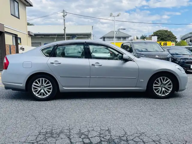 日産 フーガ 350XV 千葉県 2005(平17)年 5.4万km ブリリアントシルバー ワンオーナー/純正ナビ【DVD、CD、AM、FM】/バックカメラ/ウッド調ハンドル・パネル/前席パワーシート（D席メモリー付）/ビルトインETC/ステアリングスイッチ/オートライト/フォグ/デュアルAC/MT付AT/純正フロアマット/純正17インチアルミホイール/ドアバイザー/保証書/取説/スペアキー