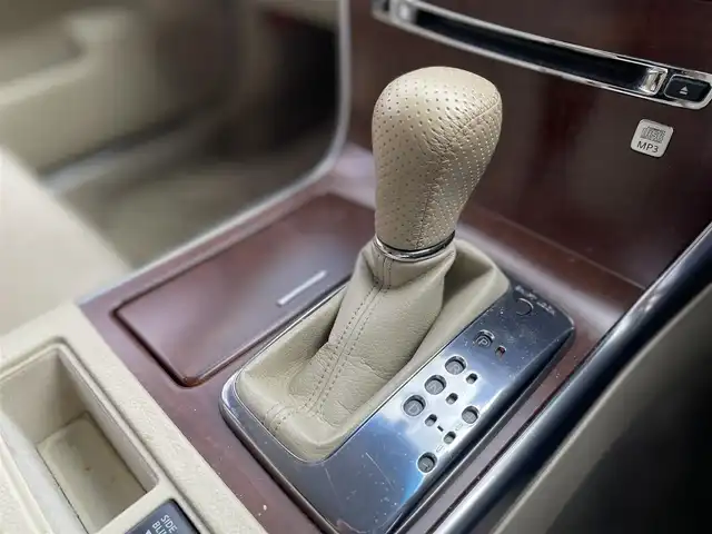 日産 フーガ 350XV 千葉県 2005(平17)年 5.4万km ブリリアントシルバー ワンオーナー/純正ナビ【DVD、CD、AM、FM】/バックカメラ/ウッド調ハンドル・パネル/前席パワーシート（D席メモリー付）/ビルトインETC/ステアリングスイッチ/オートライト/フォグ/デュアルAC/MT付AT/純正フロアマット/純正17インチアルミホイール/ドアバイザー/保証書/取説/スペアキー