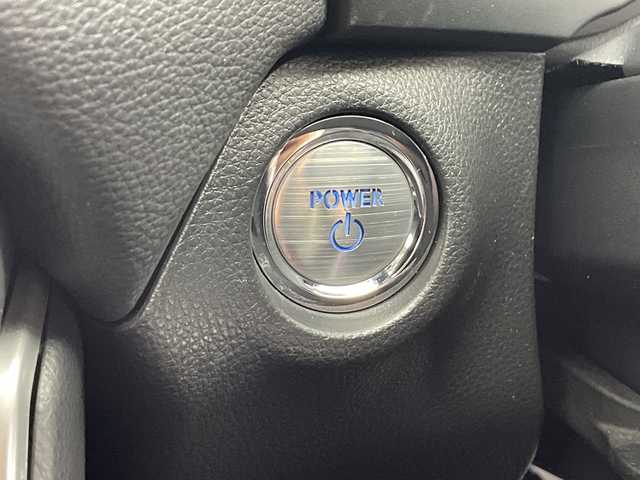 トヨタ ＲＡＶ４ ハイブリッド アドベンチャー 千葉県 2022(令4)年 1万km アッシュグレーメタリック/アーバンカーキ 純正ディスプレイオーディオ/レーダークルーズコントロール/レーンキープアシスト/プリクラッシュセーフティ/クリアランスソナー/全方位カメラ/ブラインドスポットモニタリング/先行車発進お知らせ/ロードサインアシスト/電動パーキング/オートハイビーム/シートヒーター＆エアシート/パワーシート/デジタルインナーミラー/前方ドラレコ/ビルトインETC/LEDヘッドライト