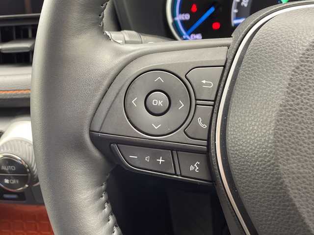 トヨタ ＲＡＶ４ ハイブリッド アドベンチャー 千葉県 2022(令4)年 1万km アッシュグレーメタリック/アーバンカーキ 純正ディスプレイオーディオ/レーダークルーズコントロール/レーンキープアシスト/プリクラッシュセーフティ/クリアランスソナー/全方位カメラ/ブラインドスポットモニタリング/先行車発進お知らせ/ロードサインアシスト/電動パーキング/オートハイビーム/シートヒーター＆エアシート/パワーシート/デジタルインナーミラー/前方ドラレコ/ビルトインETC/LEDヘッドライト