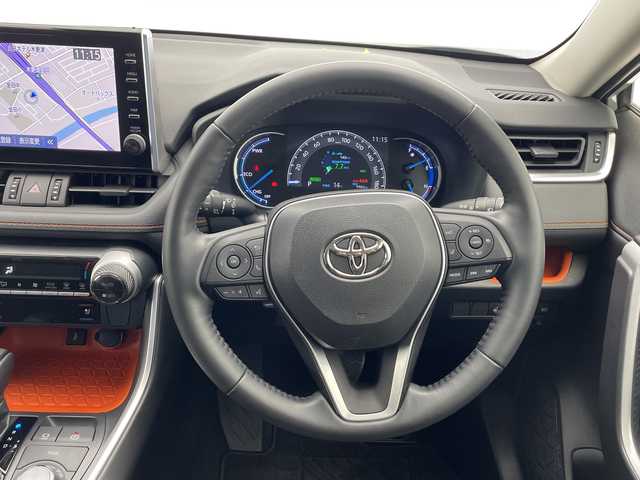トヨタ ＲＡＶ４ ハイブリッド アドベンチャー 千葉県 2022(令4)年 1万km アッシュグレーメタリック/アーバンカーキ 純正ディスプレイオーディオ/レーダークルーズコントロール/レーンキープアシスト/プリクラッシュセーフティ/クリアランスソナー/全方位カメラ/ブラインドスポットモニタリング/先行車発進お知らせ/ロードサインアシスト/電動パーキング/オートハイビーム/シートヒーター＆エアシート/パワーシート/デジタルインナーミラー/前方ドラレコ/ビルトインETC/LEDヘッドライト