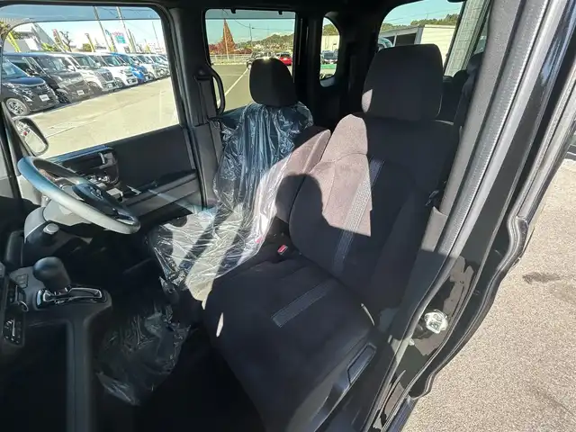 ホンダ Ｎ ＢＯＸ カスタム G L ホンダセンシング 愛媛県 2020(令2)年 3.5万km クリスタルブラックパール 純正7型ナビ(Bluetooth/フルセグTV)/バックカメラ/両側電動スライドドア/ホンダセンシング/アダプティブクルーズコントロール/衝突被害軽減装置/車線逸脱星装置/オートマチックハイビーム/前席シートヒーター/バックソナー/USB入力端子/アイドリングストップ/ステアリングリモコン/ドアバイザー/電格ミラー/シガーソケット/後席サンシェイド/ETC/Moduloアルミホイール/現状サマー(社外AW)(155/65/R14)/BRIDGESTONE NEWNO/禁煙車