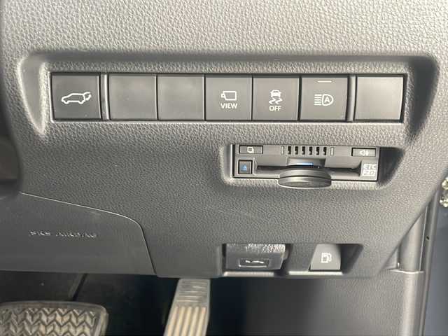 トヨタ ハリアー ハイブリッド Z 沖縄県 2021(令3)年 5.5万km スレートグレーメタリック 純正12.3インチナビ/フルセグＴＶ　/Ｂｌｕｅｔｏｏｔｈ　　/JBLプレミアムサウンド/パノラミックビューモニター/ＥＴＣ2.0/電動リアゲート　/トヨタセーフティセンス　/パワーシート　/ハーフレザーシート/コーナーセンサー　　/ＬＥＤヘッドライト/オートライト/スマートキー/プッシュスタート/純正フロアマット/純正19インチアルミホイール/保証書