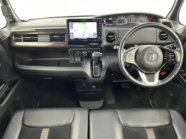 ホンダ Ｎ ＢＯＸ カスタム G L ターボ ホンダセンシング 福岡県 2019(令1)年 3万km プラチナホワイトパール 純正８型ナビ　/バックカメラ　/ＥＴＣ　/ドラレコ　/ホンダセンシング　/アダプティブクルーズコントロール　/コーナーセンサー　/衝突被害軽減ブレーキ　/レーンキープ　/パドルシフト　/両側電動スライドドア　/ハーフレザー