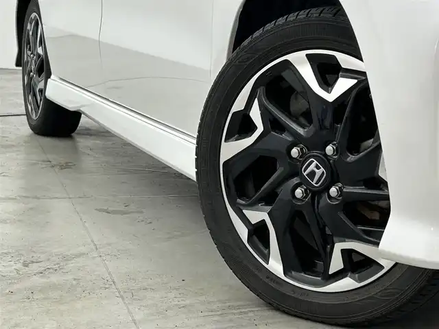 ホンダ Ｎ ＢＯＸ カスタム G L ターボ ホンダセンシング 福岡県 2019(令1)年 3万km プラチナホワイトパール 純正８型ナビ　/バックカメラ　/ＥＴＣ　/ドラレコ　/ホンダセンシング　/アダプティブクルーズコントロール　/コーナーセンサー　/衝突被害軽減ブレーキ　/レーンキープ　/パドルシフト　/両側電動スライドドア　/ハーフレザー