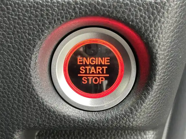 ホンダ Ｎ ＢＯＸ カスタム G L ターボ ホンダセンシング 福岡県 2019(令1)年 3万km プラチナホワイトパール 純正８型ナビ　/バックカメラ　/ＥＴＣ　/ドラレコ　/ホンダセンシング　/アダプティブクルーズコントロール　/コーナーセンサー　/衝突被害軽減ブレーキ　/レーンキープ　/パドルシフト　/両側電動スライドドア　/ハーフレザー