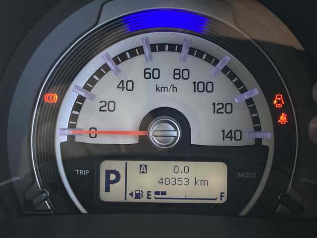 スズキ ハスラー F リミテッド Ⅱ 兵庫県 2018(平30)年 4.1万km ブルーイッシュブラックパール/シルバー2トーン ワンオーナー/社外メモリーナビ/ワンセグTV/CD/SD/FM/AM/バックカメラ/ETC/ドライブレコーダー/衝突被害軽減ブレーキ/車線逸脱警報/D/N シートヒーター/ステアリングスイッチ/HIDヘッドライト/オートライト/アイドリングストップ/横滑り防止装置/プッシュスタート/ISOFIX/ドアバイザー/フロアマット/電格ミラー/新車時保証書/取扱説明書