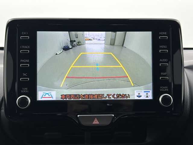 トヨタ ヤリス ハイブリッド G 宮城県 2022(令4)年 3.7万km プラチナホワイトパールマイカ Toyota Safety Sense	/・プリクラッシュセーフティ		/・レーントレーシングアシスト		/・レーダークルーズコントロール		/・クリアランスソナー/・オートマチックハイビーム		/バックカメラ/純正DAナビ/・BT.USB.Miracast/ドライブレコーダー（F）/ETC/LEDヘッドライト/ステアリングスイッチ/横滑り防止装置/アイドリングストップ/プッシュスタート/スマートキー/フロアマット/電動格納ミラー