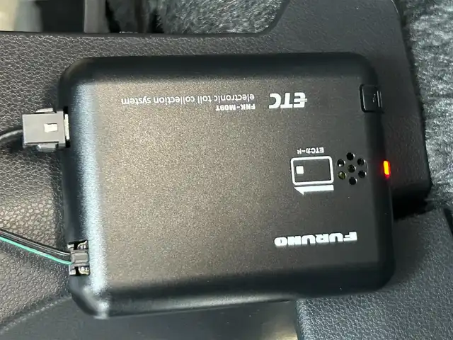 ダイハツ ミラ イース X SAⅢ 静岡県 2018(平30)年 1.4万km スプラッシュブルーM スマートアシスト３/ケンウッドメモリーナビ//ワンセグTV//ETC/パーキングセンサー/オートハイビーム/ヘッドライトレベライザー/純正フロアマット/パワーウィンドウ/リモコンキー/スタッドレスタイヤ