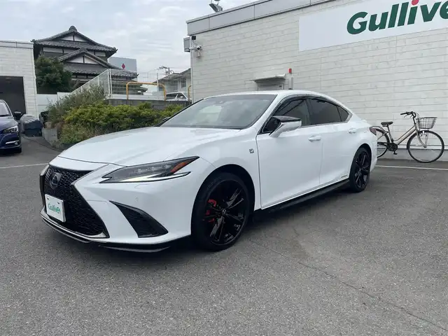 レクサス ＥＳ 300h Fスポーツ 神奈川県 2021(令3)年 2.8万km パール