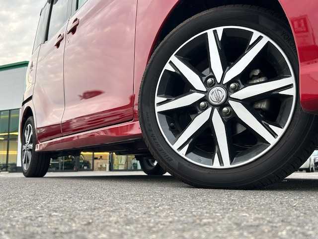 日産 デイズ ルークス ハイウェイスター Gターボ 愛媛県 2018(平30)年 4.3万km スパークリングレッド/ブラック 〇社外ナビ/〇フルセグTV/〇バックカメラ/〇アラウンドビューモニター/〇ドライブレコーダー/〇パワースライドドア（両側）/〇ターボ/〇アイドリングストップ/〇インテリジェントエマージェンシーブレーキ/〇踏み間違い防止アシスト/〇車線逸脱警報/〇ビークルダイナミクスコントロール/〇クルーズコントロール/〇LEDヘッドランプ/〇オートライト/〇フロントフォグランプ/〇純正15インチアルミ/〇革巻きステアリング/〇ステアリングスイッチ/〇オートエアコン/〇インテリジェントキー/〇禁煙車