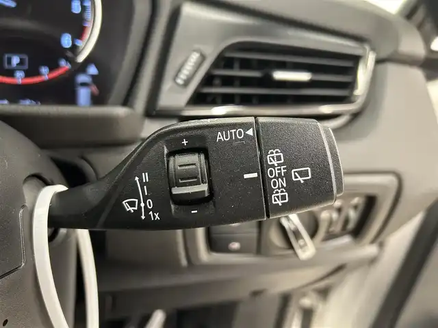 ＢＭＷ ２１８ｄ アクティブツアラー 岡山県 2018(平30)年 6.6万km アルピンホワイトⅢ 純正iDriveナビ/Rカメラ/PTG/ドラレコ/LEDヘッドライト/オートライト/オートワイパー/オートエアコン/ミラー一体型ETC/衝突警告/歩行者警告/車線逸脱警告/Bluetooth/USB/SOSコールシステム/BMWコネクテッドドライブ/PDC（F/R）/スタッドレスタイヤセット