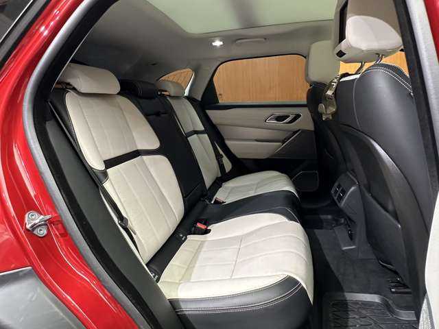 ランドローバー レンジローバーヴェラール Rダイナミック HSE 180PS 千葉県 2017(平29)年 3.6万km 赤 パノラマＳＲ　/白革　/リアエンター　/白革シート　/ＡＣＣ　/ナビ　/ＴＶ　/３６０°シートヒーター　/クラーラー　/電動リアゲート　/ＭＥＲＩＤＩＡＮサウンド　/バーチャルコックピット　/衝突軽減Ｂ　/ＢＳＭ　/ＬＫＡ