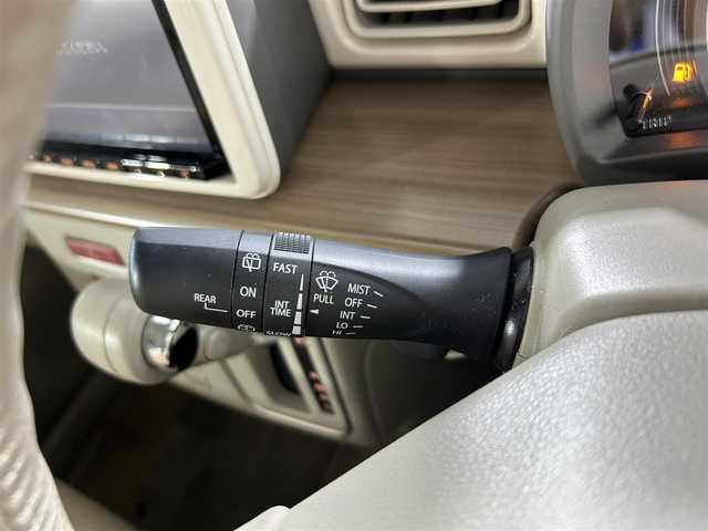 スズキ ラパン X 佐賀県 2020(令2)年 6.3万km フォーンベージュメタリック/ホワイト2トーンルーフ 純正８インチナビ/(フルセグTV/CD/DVD/Bluetooth/SD録音)/衝突被害軽減システム/全方位カメラ/コーナーセンサー/ドライブレコーダー/レーンキープアシスト/シートヒーター/純正アルミホイル/オートライト/純正フロアマット/ベンチシート/スペアキー/ハンズフリー/アイドリングストップ/横滑り防止装置/盗難防止装置