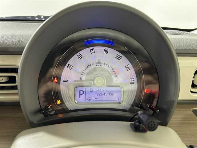 スズキ ラパン X 佐賀県 2020(令2)年 6.3万km フォーンベージュメタリック/ホワイト2トーンルーフ 純正８インチナビ/(フルセグTV/CD/DVD/Bluetooth/SD録音)/衝突被害軽減システム/全方位カメラ/コーナーセンサー/ドライブレコーダー/レーンキープアシスト/シートヒーター/純正アルミホイル/オートライト/純正フロアマット/ベンチシート/スペアキー/ハンズフリー/アイドリングストップ/横滑り防止装置/盗難防止装置