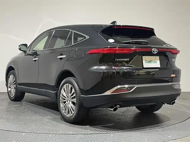 トヨタ ハリアー ハイブリッド Z 愛媛県 2020(令2)年 3.6万km プレシャスブラックパール １２．３型ナビ（フルセグＴＶ・ＢＴ・ＦＭ・ＡＭ・ＵＳＢ・ＡＵＸ）/・全方位カメラ　/・ＥＴＣ２．０　/・衝突軽減ブレーキ　/・ドラレコ一体型デジタルインナーミラー　/・レーンキープアシスト　/・レーダークルーズコントロール/・ヘッドアップディスプレイ/・D席シートヒーター/・パワーバックドア/・オートマチックハイビーム/・ハーフレザーシート/・置くだけ充電/・スペアキー