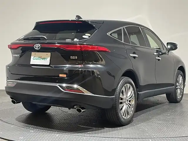 トヨタ ハリアー ハイブリッド Z 愛媛県 2020(令2)年 3.6万km プレシャスブラックパール １２．３型ナビ（フルセグＴＶ・ＢＴ・ＦＭ・ＡＭ・ＵＳＢ・ＡＵＸ）/・全方位カメラ　/・ＥＴＣ２．０　/・衝突軽減ブレーキ　/・ドラレコ一体型デジタルインナーミラー　/・レーンキープアシスト　/・レーダークルーズコントロール/・ヘッドアップディスプレイ/・D席シートヒーター/・パワーバックドア/・オートマチックハイビーム/・ハーフレザーシート/・置くだけ充電/・スペアキー