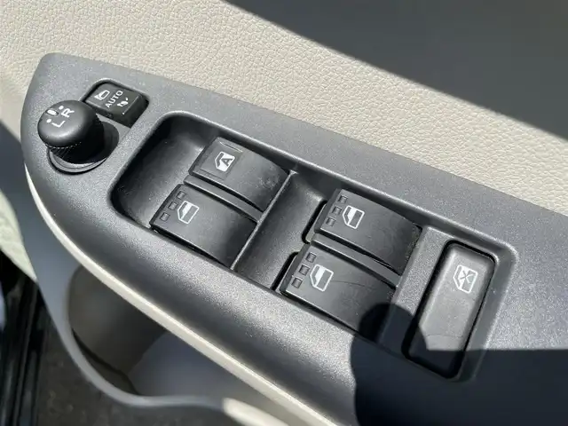 トヨタ パッソ X Lパッケージ S 石川県 2020(令2)年 5.4万km ブラックマイカメタリック 純正メモリーナビ/フルセグTV/バックカメラ/ドライブレコーダー/スマートキー/プッシュスタート/電動ミラー/スマートアシスト/コーナーセンサー/保証書