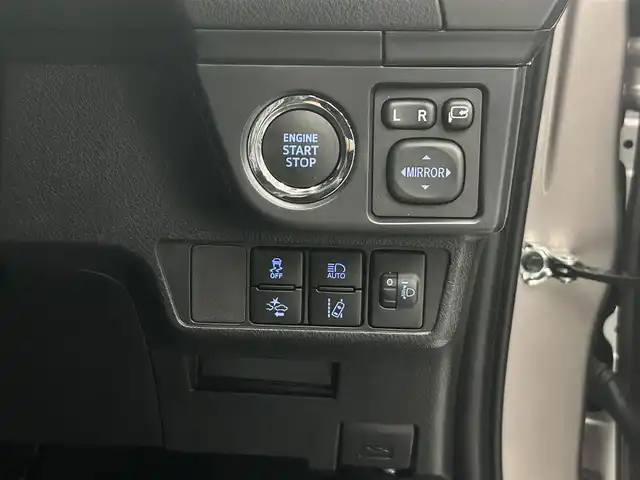 トヨタ カローラ アクシオ EX 千葉県 2025(令7)年 0.1千km アバンギャルドブロンズメタリック プッシュスタート/Toyota Safety Sense/・プリクラッシュセーフティ/・先行車発進告知機能/・レーンディパーチャーアラート（LDA)/・オートマチックハイビーム/電動格納ミラー/ウインカーミラー /LEDヘッドライト/リアワイパー/スペアタイヤ/ナノイーエアコン/保証書/取扱説明書/スペアキー
